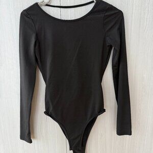 Black Long Sleeve Backless Bodysuit – Shein S